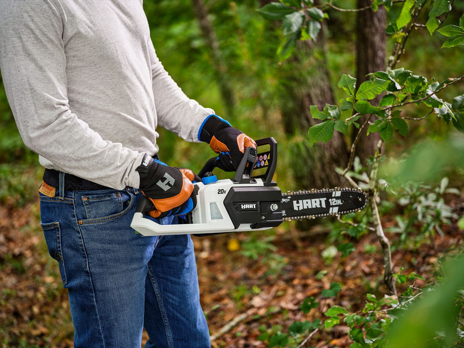 20 inch store battery chainsaw