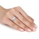 Ensemble nuptial Miabella avec 0.25 carat de diamant en halo en argent sterling – image 4 sur 4