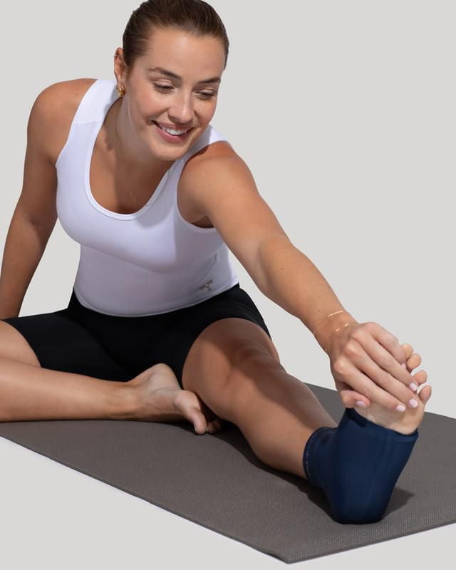 BetterICE™ Cold Treatment, Arch & Ankle Sleeve S/M, Better than an ice pack!