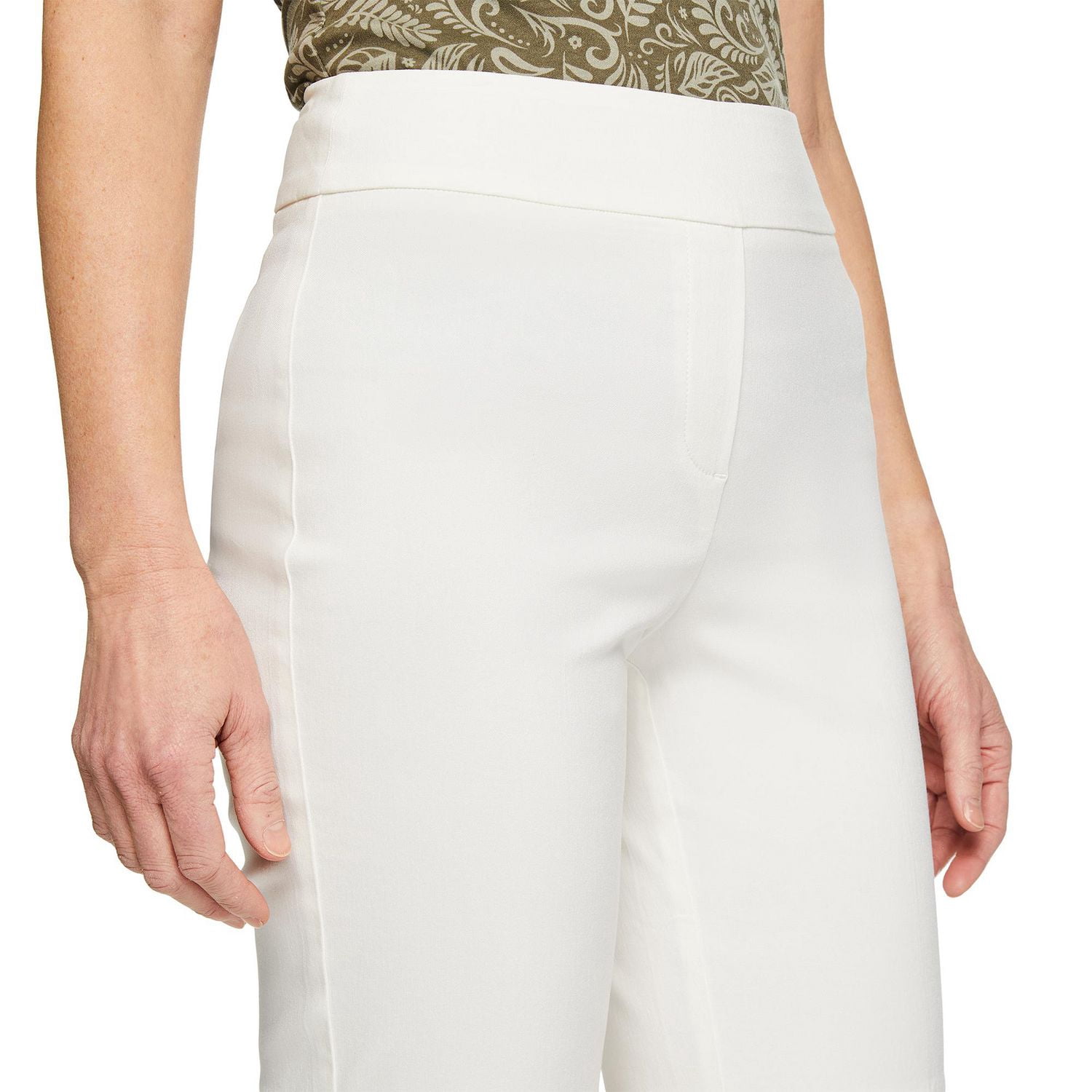 Iyla Women's Bengaline Short