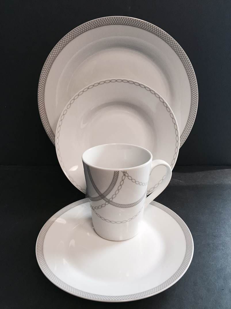 Safdie & Co. Round Rim Dinnerware Set Walmart Canada