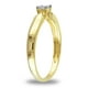 Bague de fiançailles avec 0.10 carat de diamant solitaire de coupe-princesse en or jaune 10k – image 2 sur 4