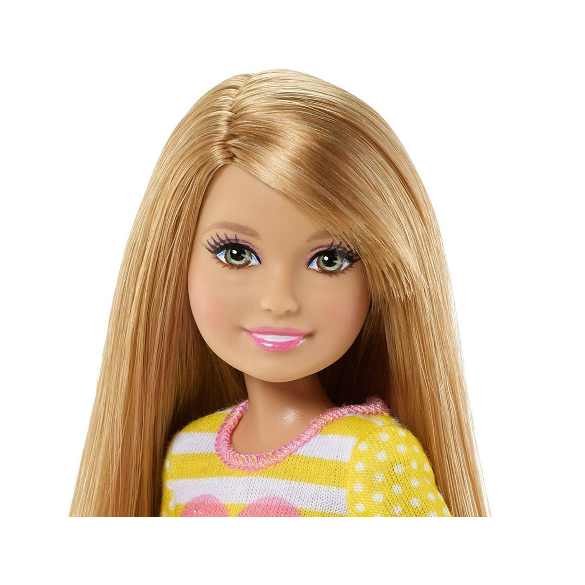 Barbie est ses soeurs – Poupée Stacie - Walmart.ca