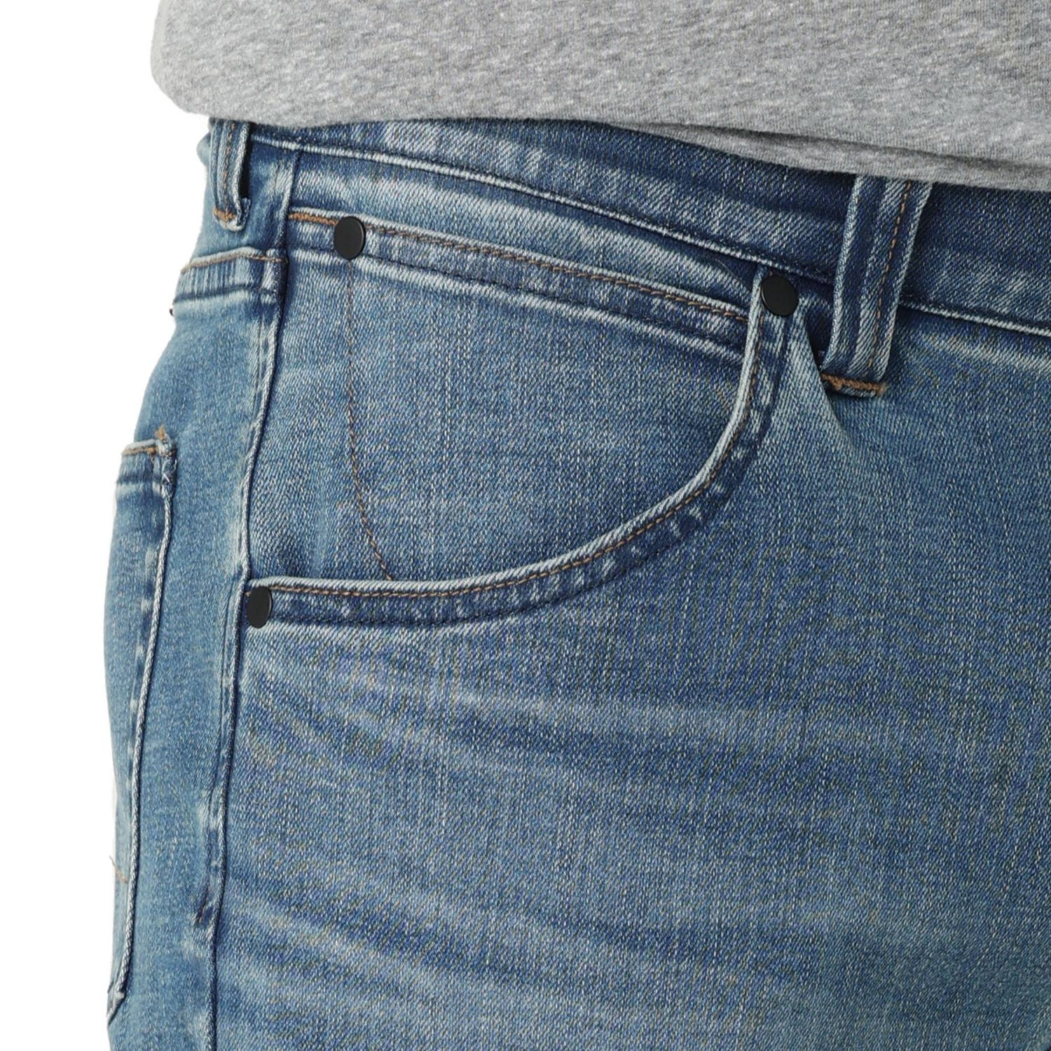 Smoke Rise Slim Taper Stretch Jean in Natural for Men