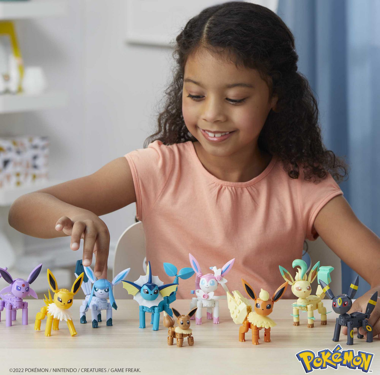 MEGA Pokémon Eevee Evolution Construction Set - 470 Pieces