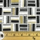 Tissu pré-coupé Fat Quarter de Fabric Creations à motif d'or métallique à motif de boîte – image 1 sur 2