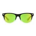 thumbnail image 2 of Lunettes de soleil carrées vertes pour enfants de George, 2 of 3