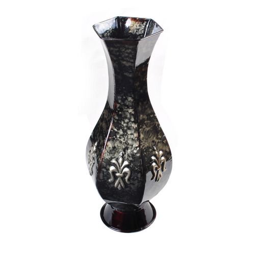 Vase décoratif en métal