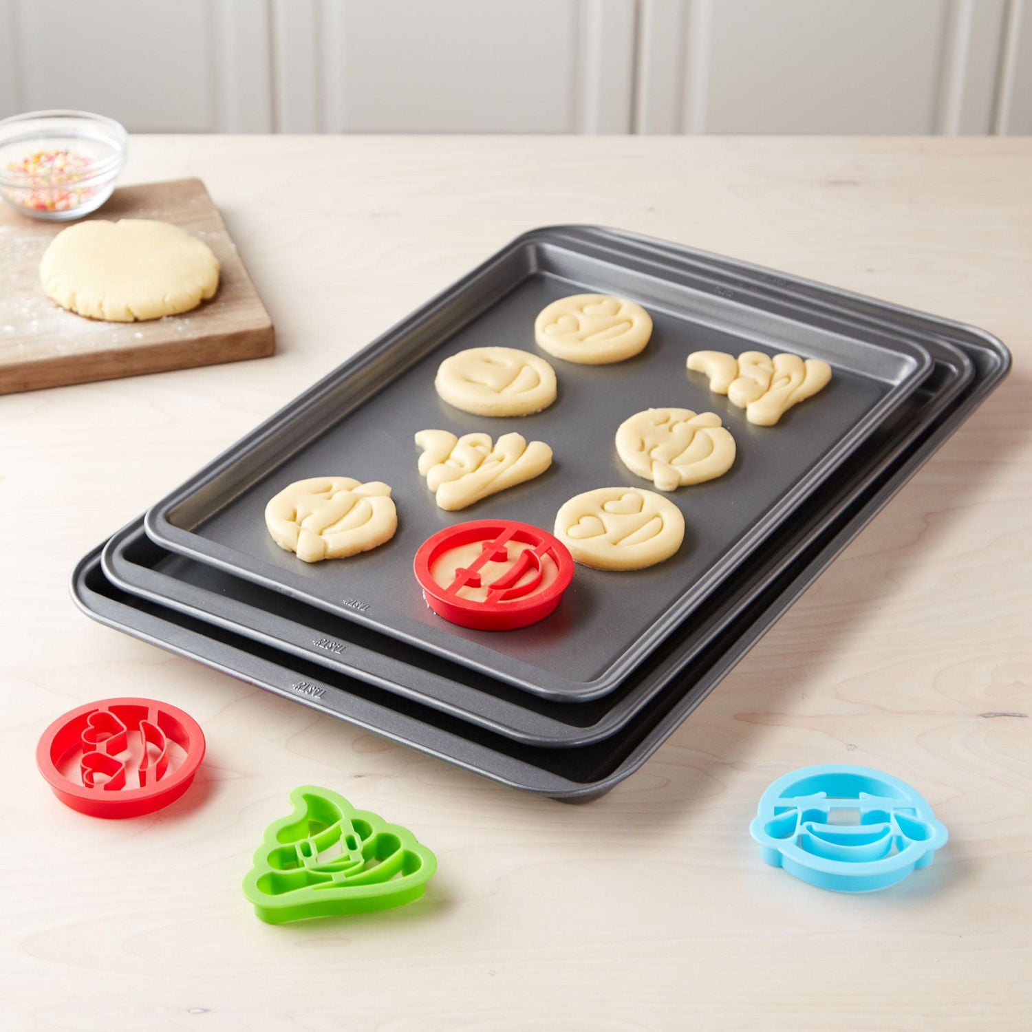 Tasty 3 Piece NonStick Cookie Sheet Set with 4 Cookie Cutters