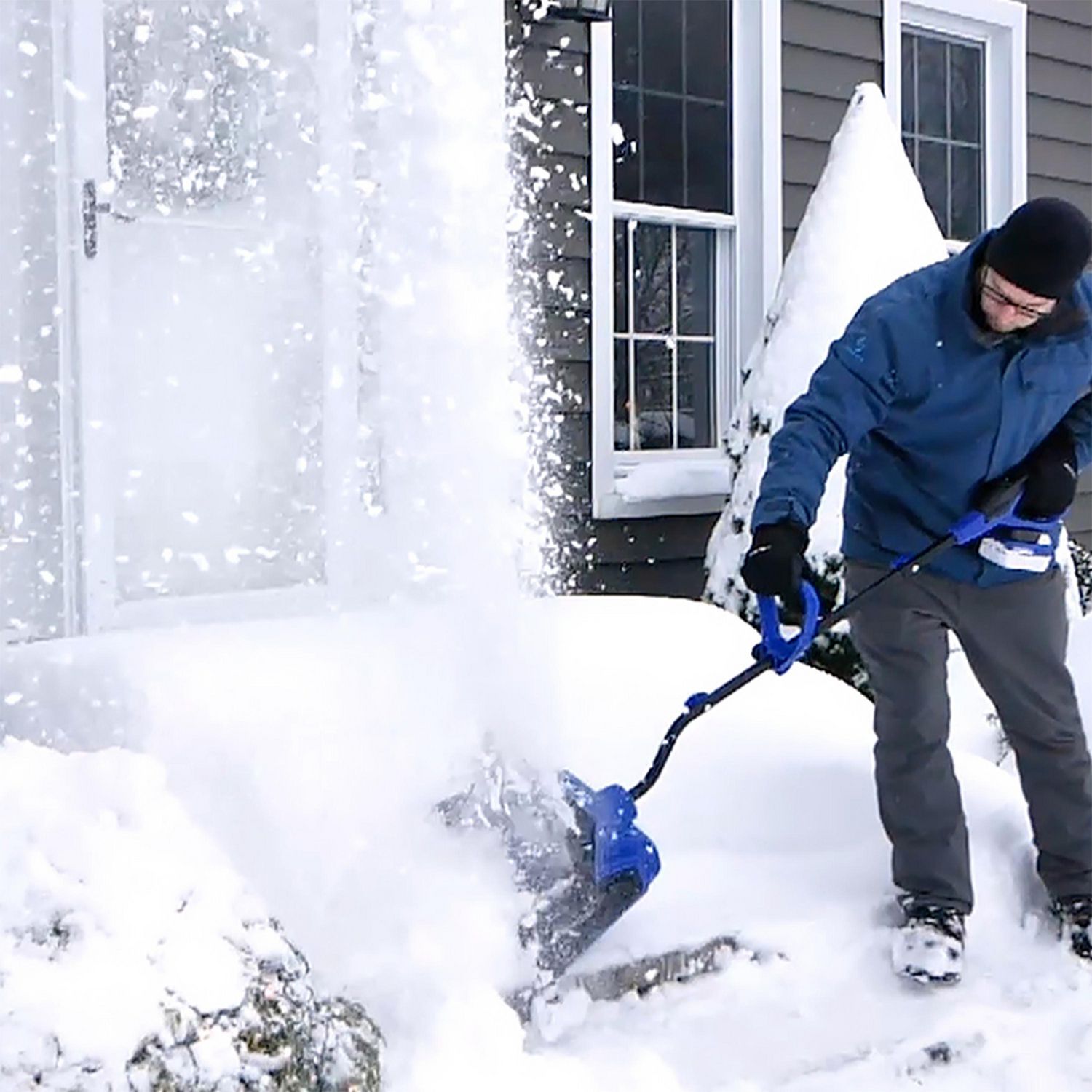 Cordless snow shovel with on sale battery and charger