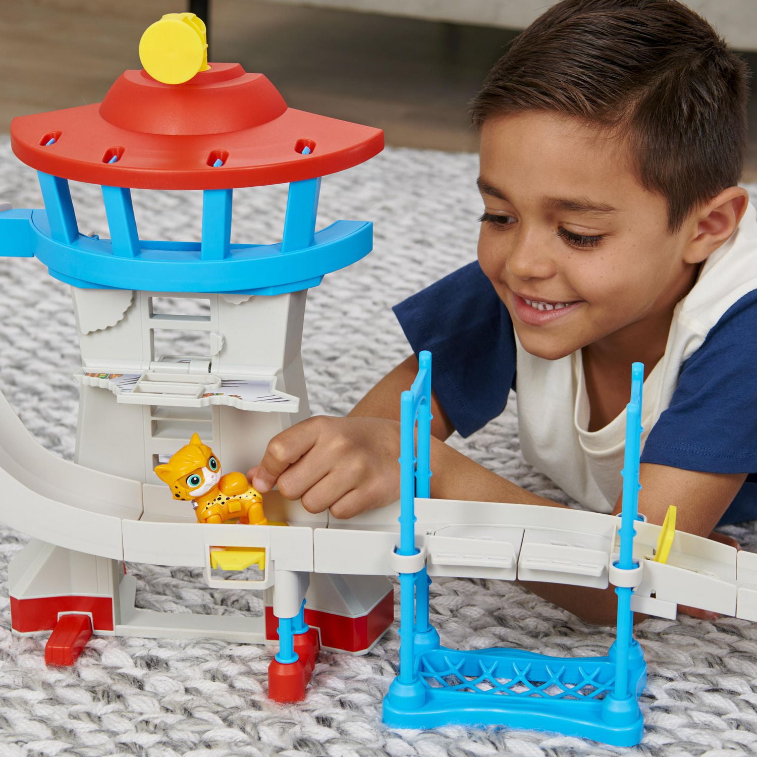 Paw patrol shop lookout tower b&m