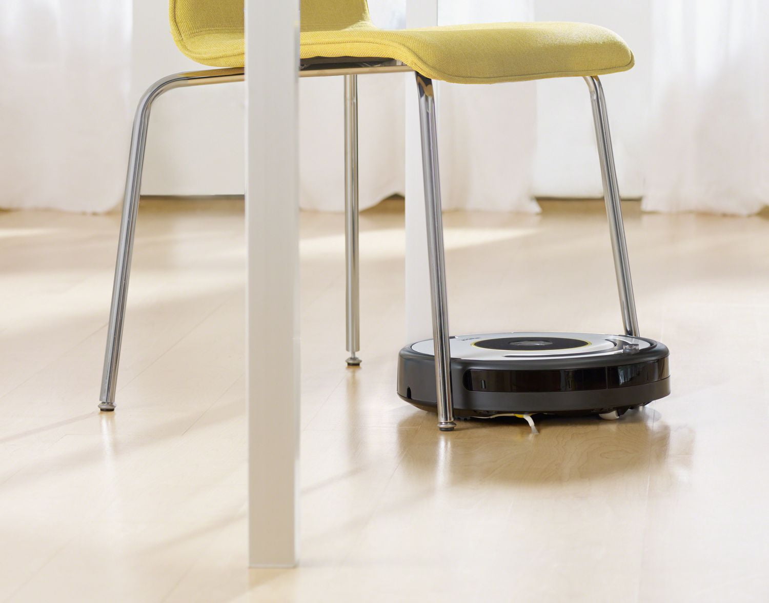 iRobot Roomba 620 Robot Vacuum