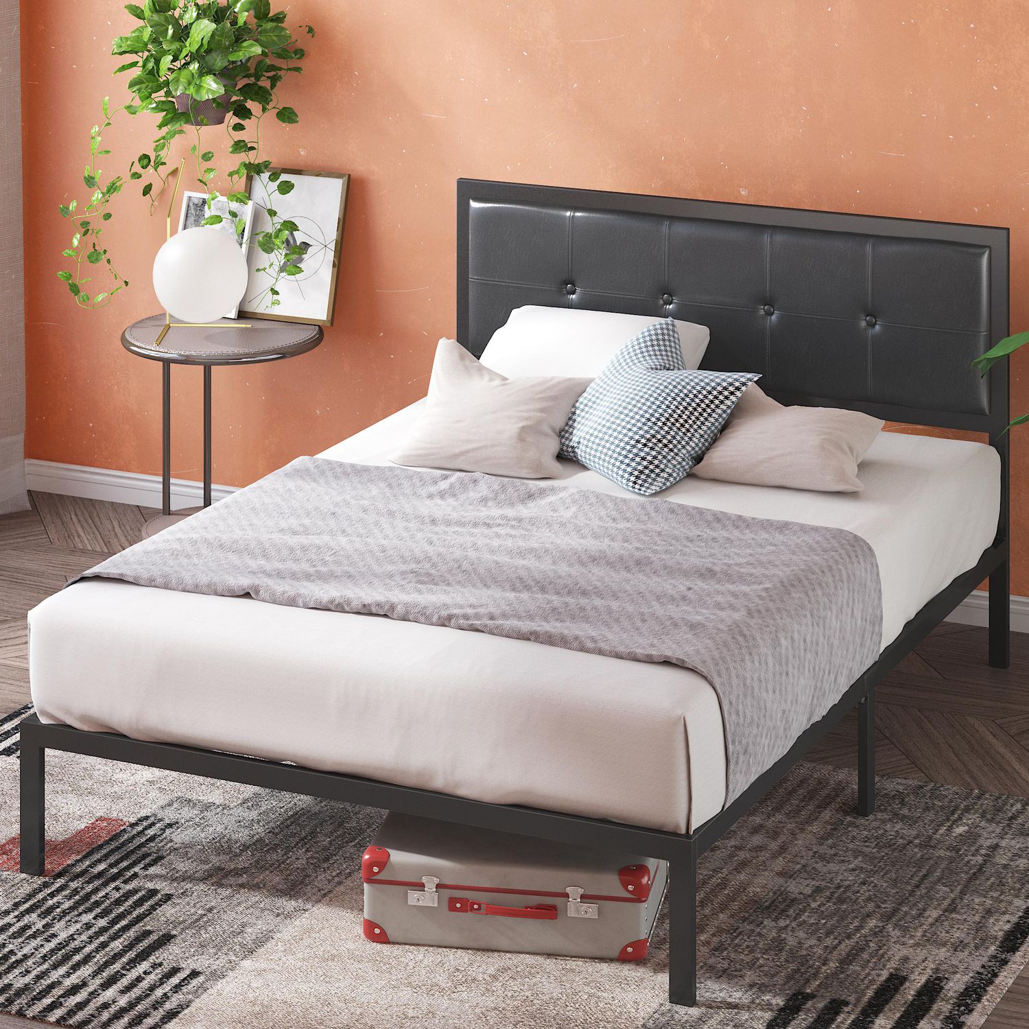 Zinus Cherie Faux Leather Classic Upholstered Platform Bed Frame