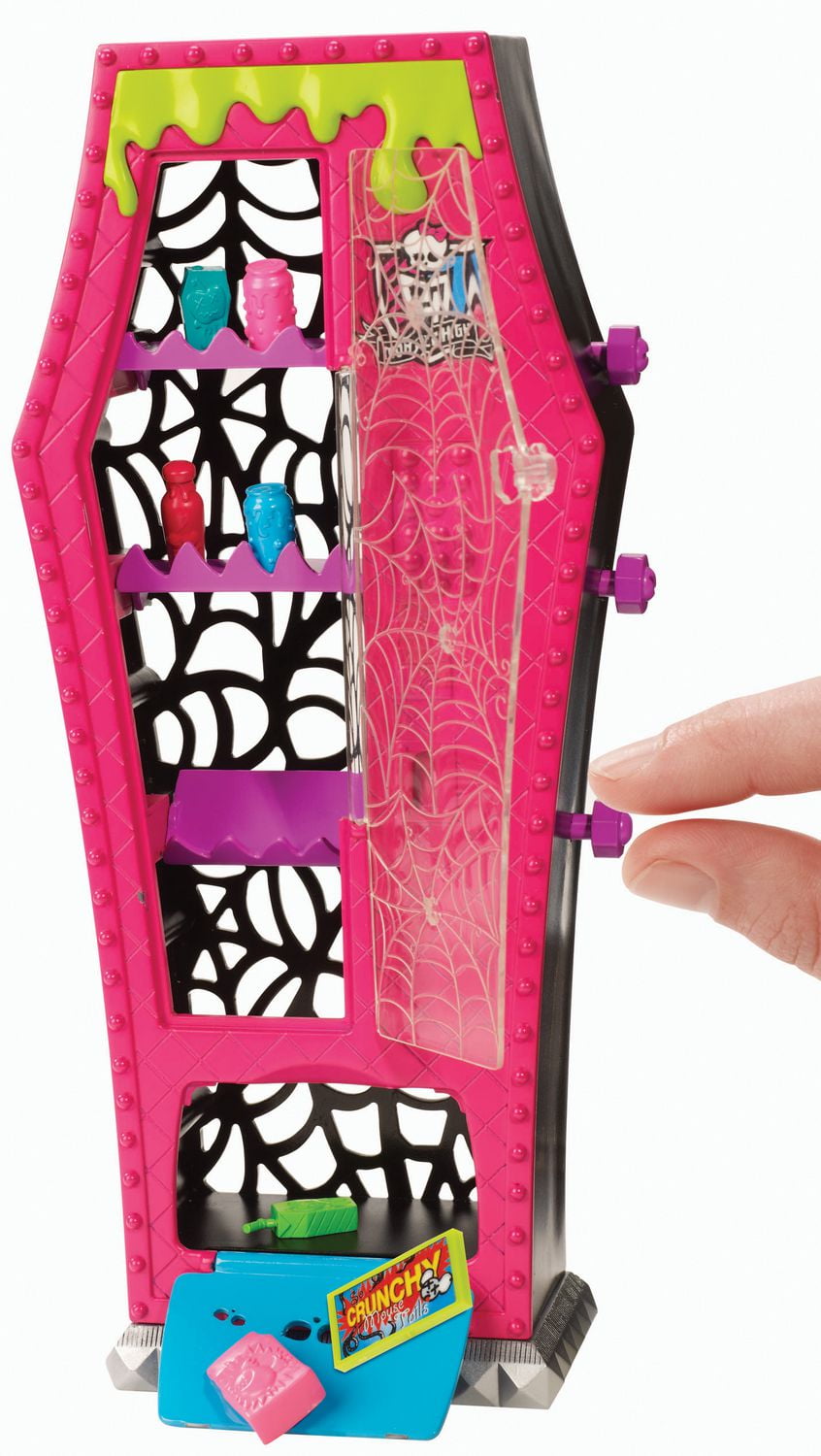 Monster high social store spots