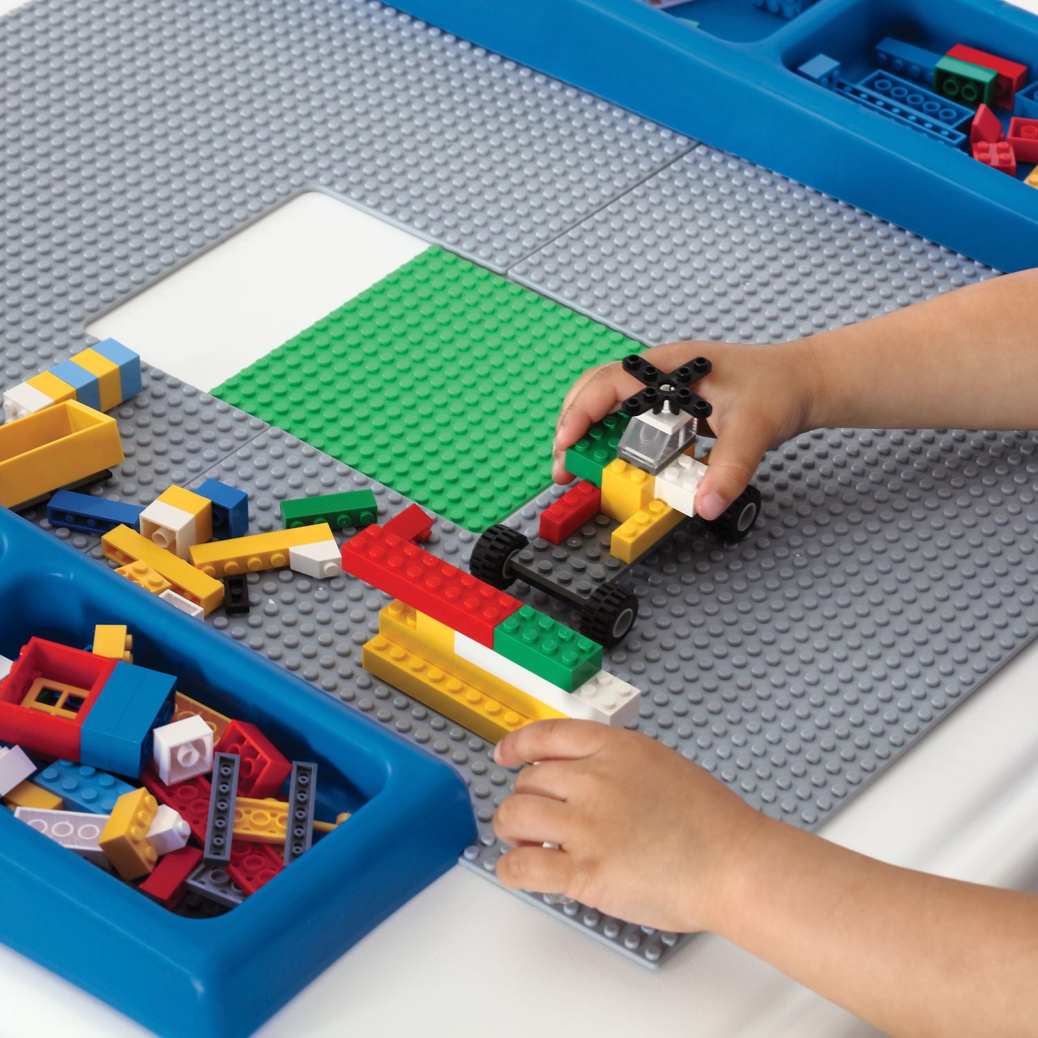 Step 2 2024 lego table