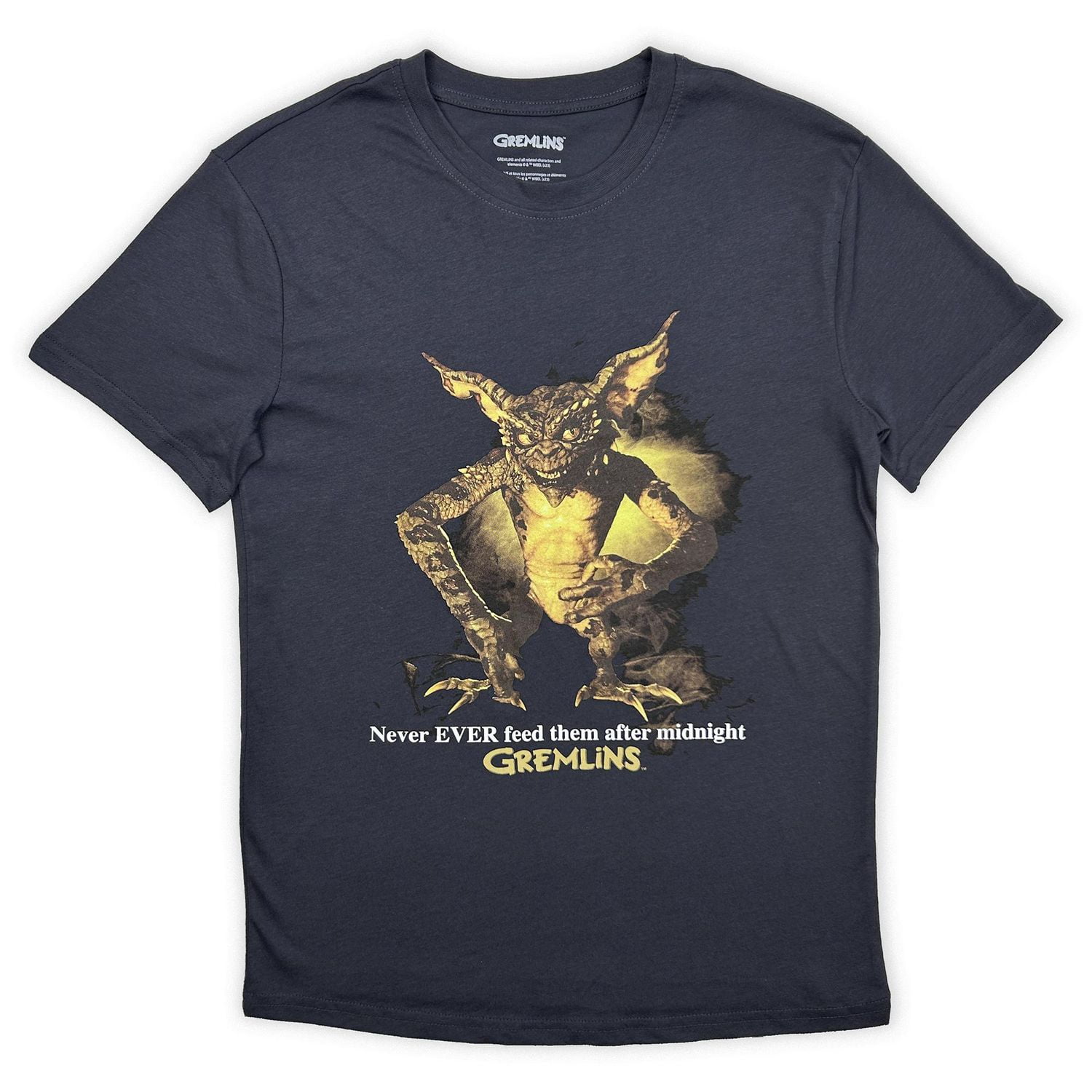Gremlins Tee shirt femme. Ce t-shirt à manches courtes et col rond pour femme peut facilement être porté avec votre jean ou votre bas préfér