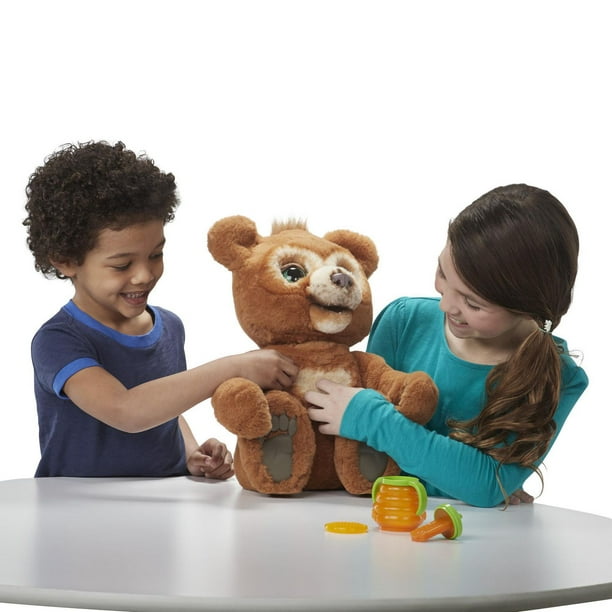 Peluche interactive Cubby l'ours curieux Furreal
