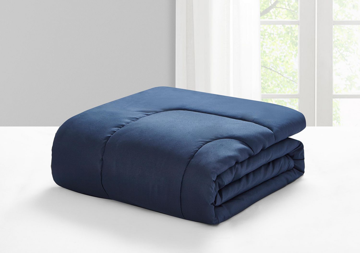 Mainstays Navy Reversible Comforter Double/Queen, comforter