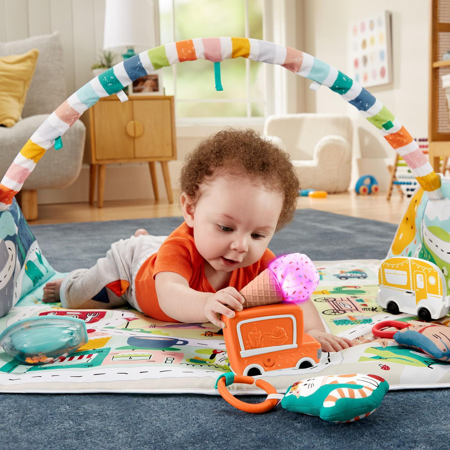 Portique Et Tapis De Jeu Geant Ville D Activites De Fisher Price Portique D Activites Pour Nourrissons A Tout Petits Avec Musique Lumieres Vehicules Jouets Et Tapis De Jeu Geant Walmart Canada