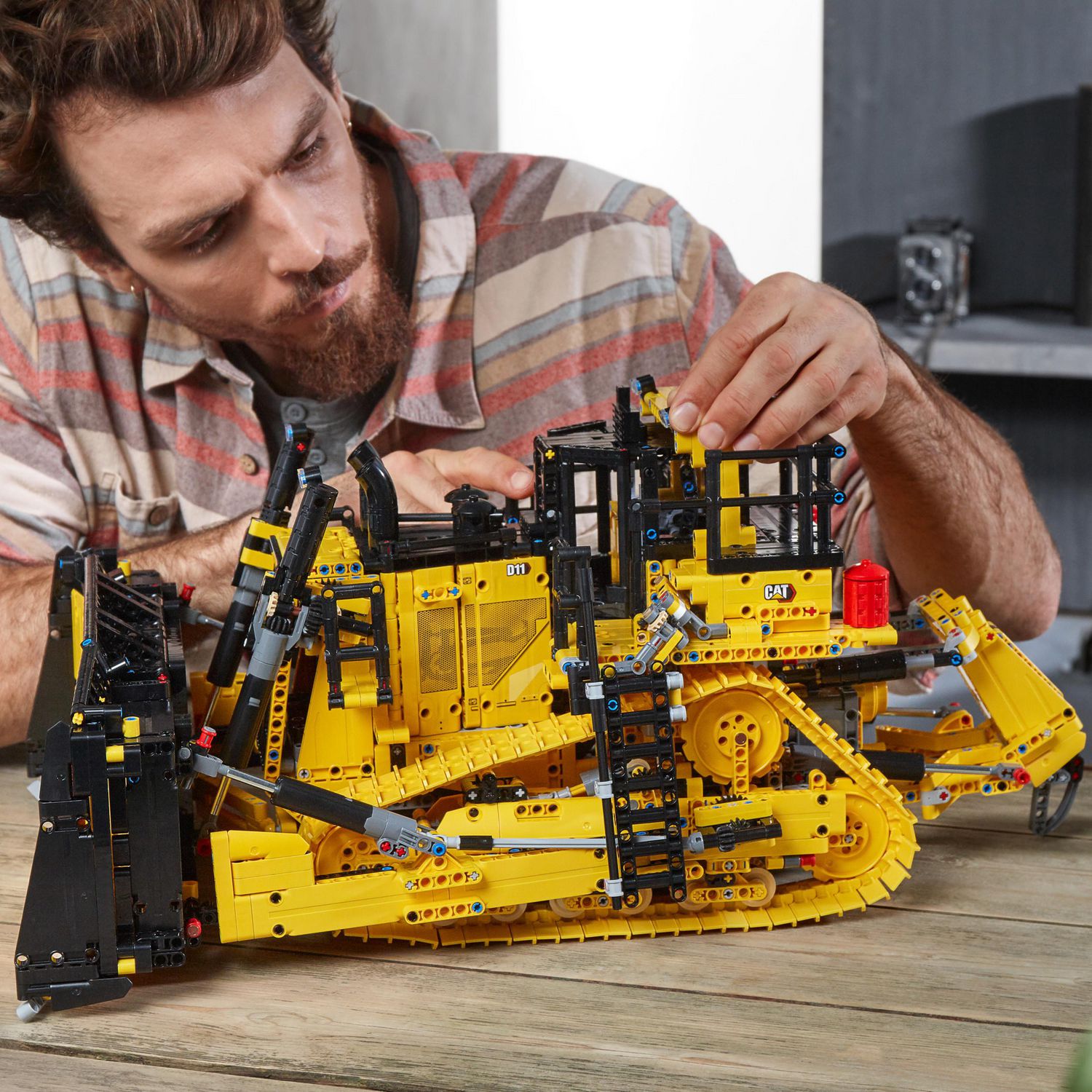 LEGO Technic App-Controlled Cat D11 Bulldozer 42131 Toy Building