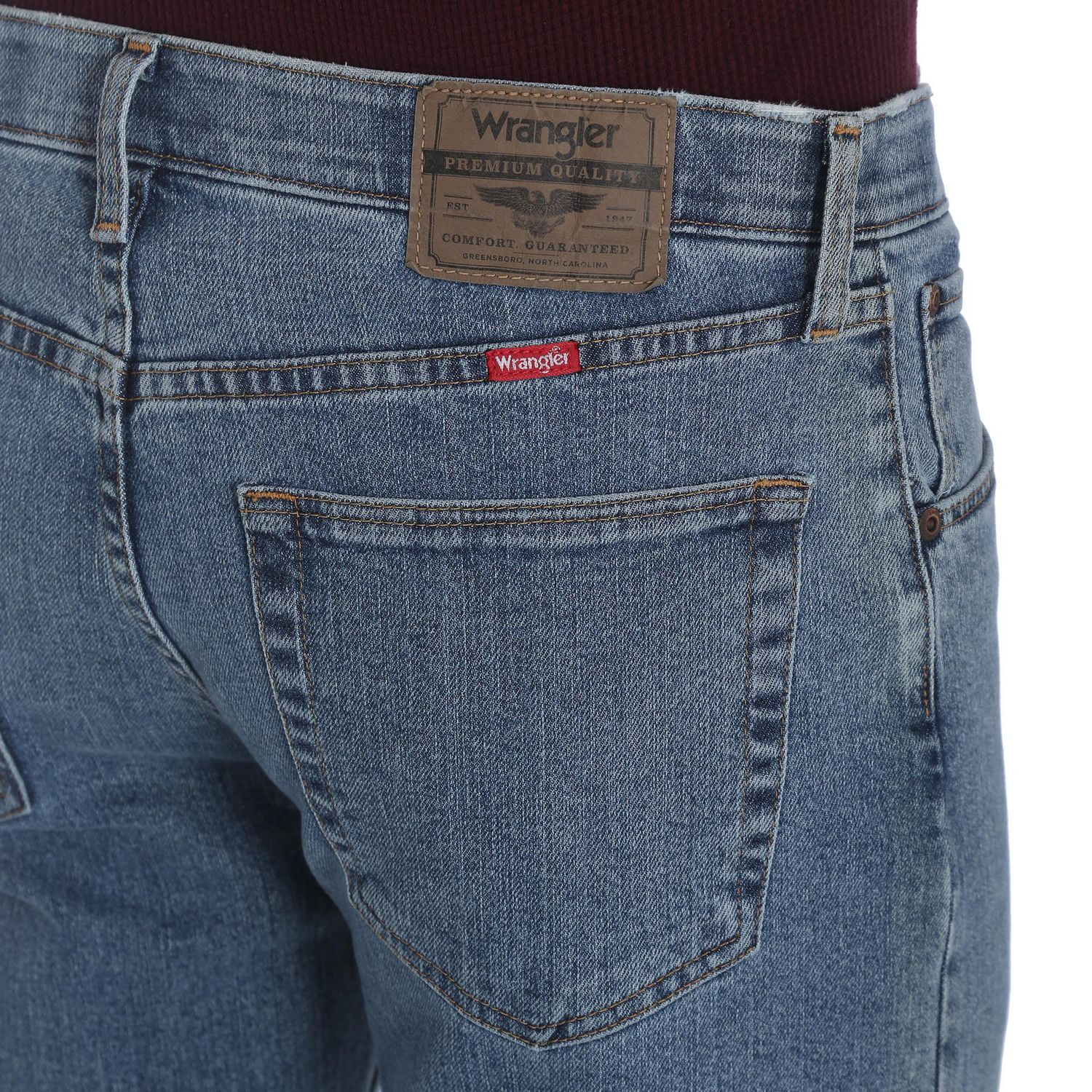 Wrangler Men's Performance Regular Fit Jean, Regular fit, 5 pocket styling