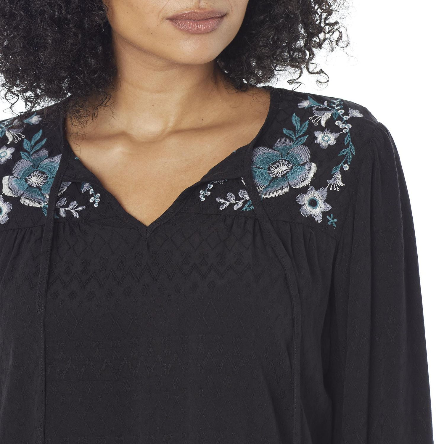 IVY Women's smocked Blouce w/ floral embroidery