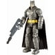 Figurine « Batman en armure de combat » de « Batman vs Superman : L’Aube de la Justice » – image 1 sur 5