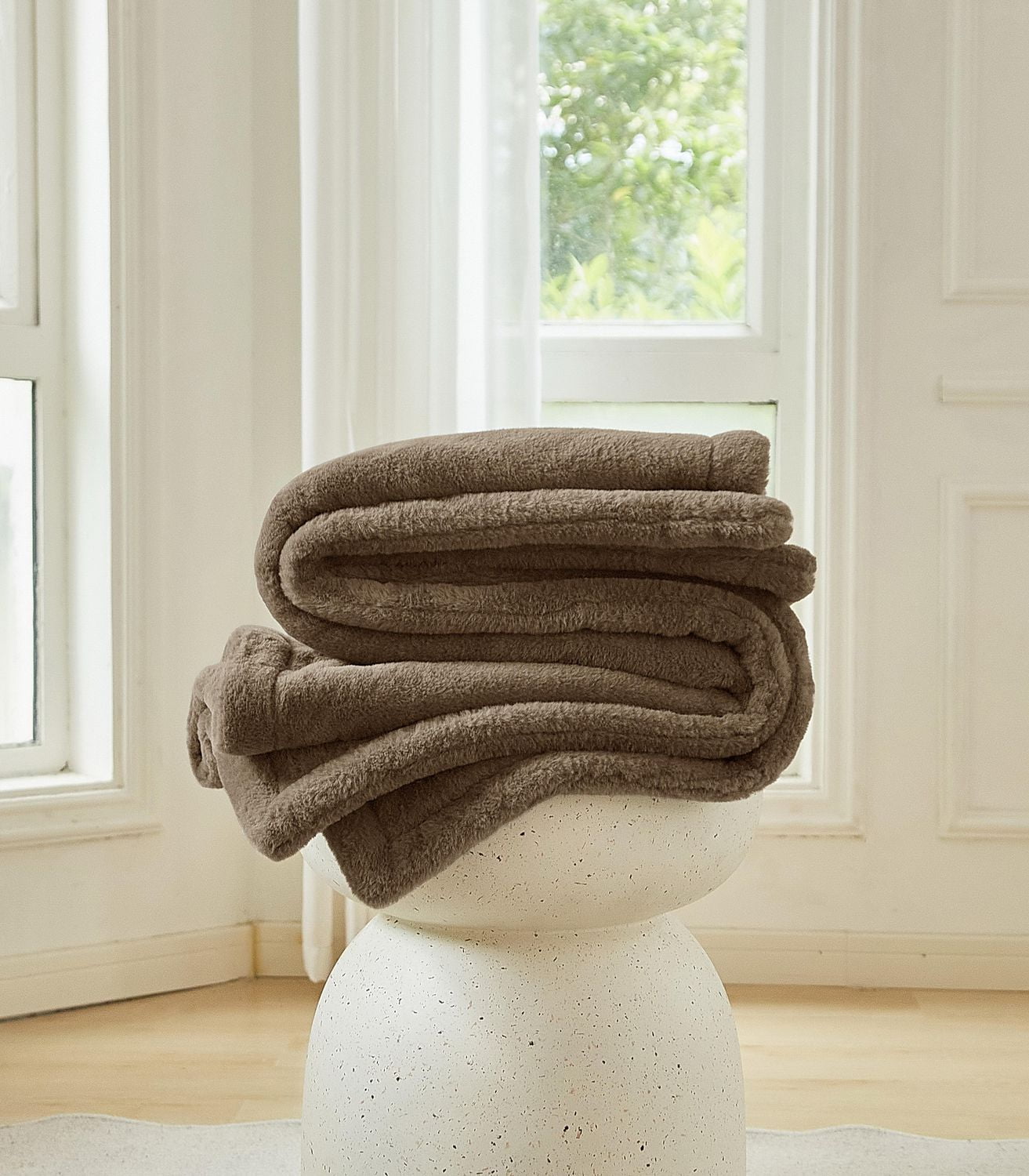 Better Homes Gardens 50 x 72 Faux Fur Throw