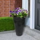 Everleaf  – Grande jardinière ronde en caoutchouc recyclé noir, 66 cm – image 5 sur 5