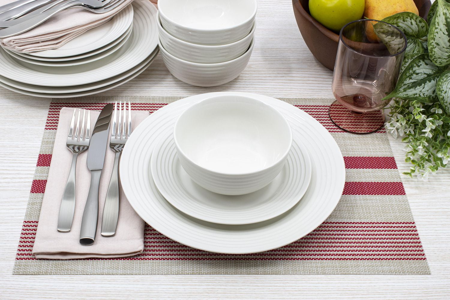 Hometrends 12 piece Amelia Dinnerware Dishwasher Safe. Walmart