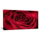 Tableau à toile imprimée florale Design Art Pétales de rose rouge avec gouttelettes de pluie – image 1 sur 2