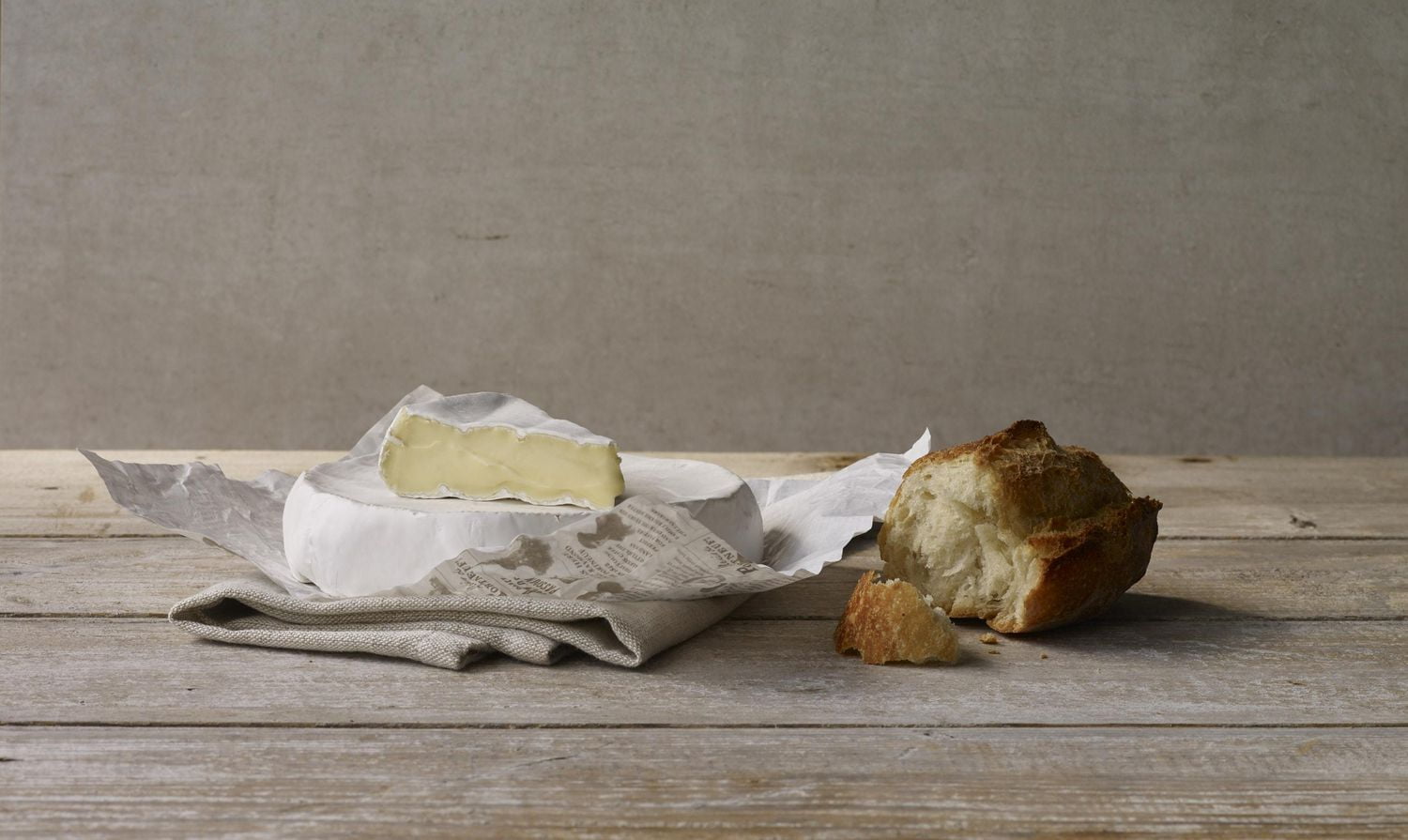 Alexis de Portneuf Brie D'Alexis Cheese, 300 g