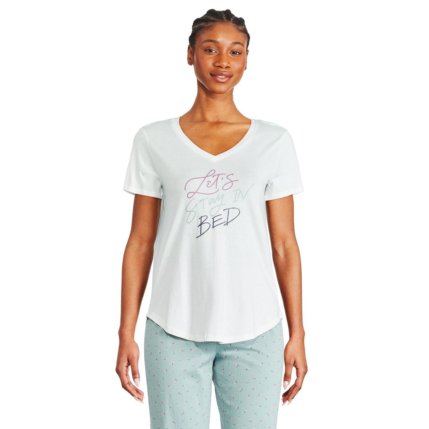 T-shirt de nuit avec encolure en V George pour femmes Tailles TP–TTG