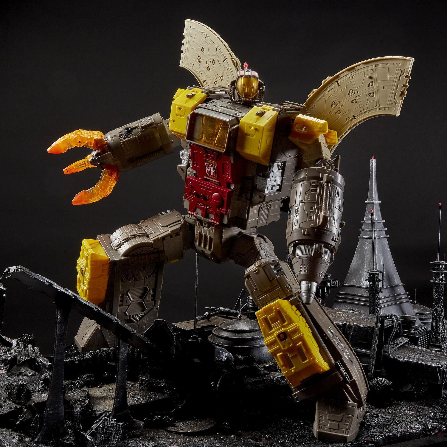 Transformers omega shop supreme siege