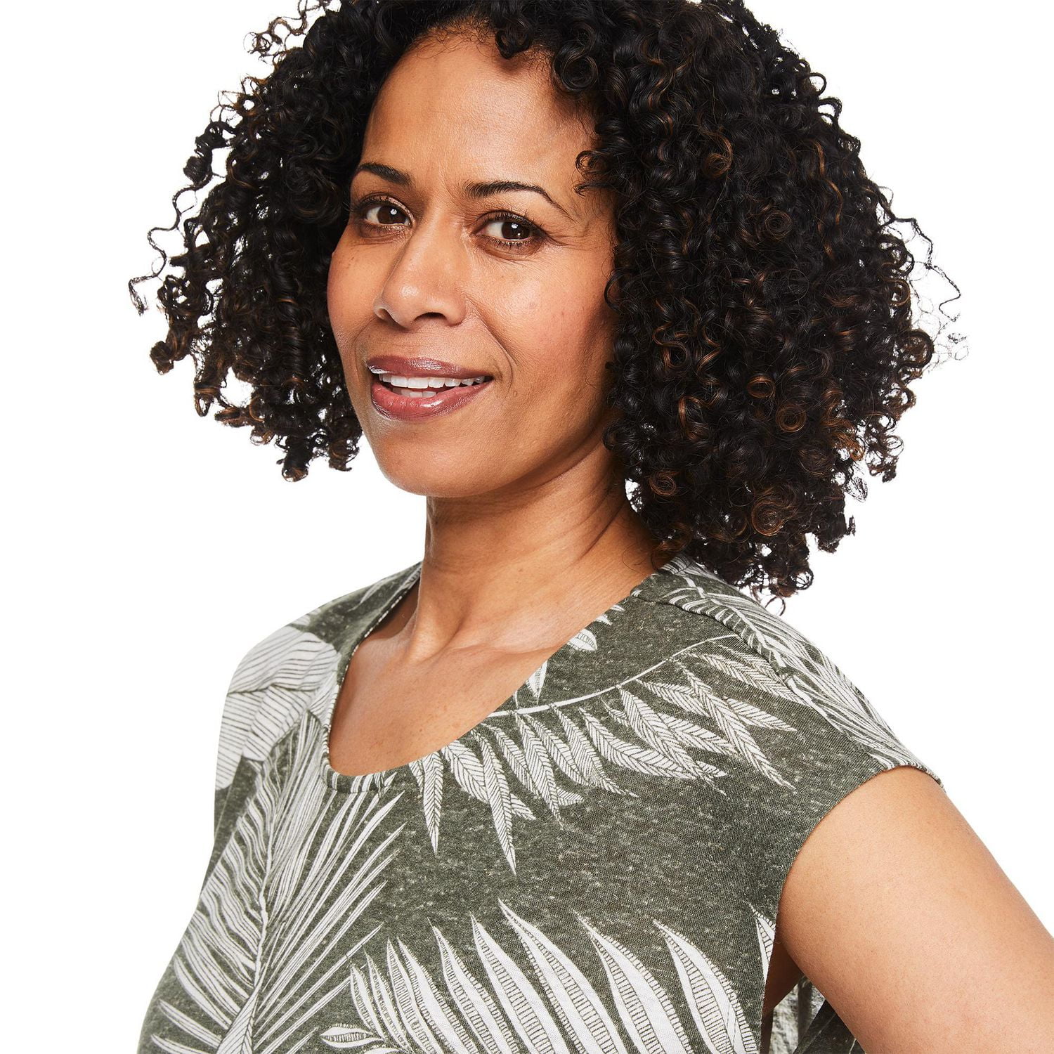 Iyla Women's Linen Tee