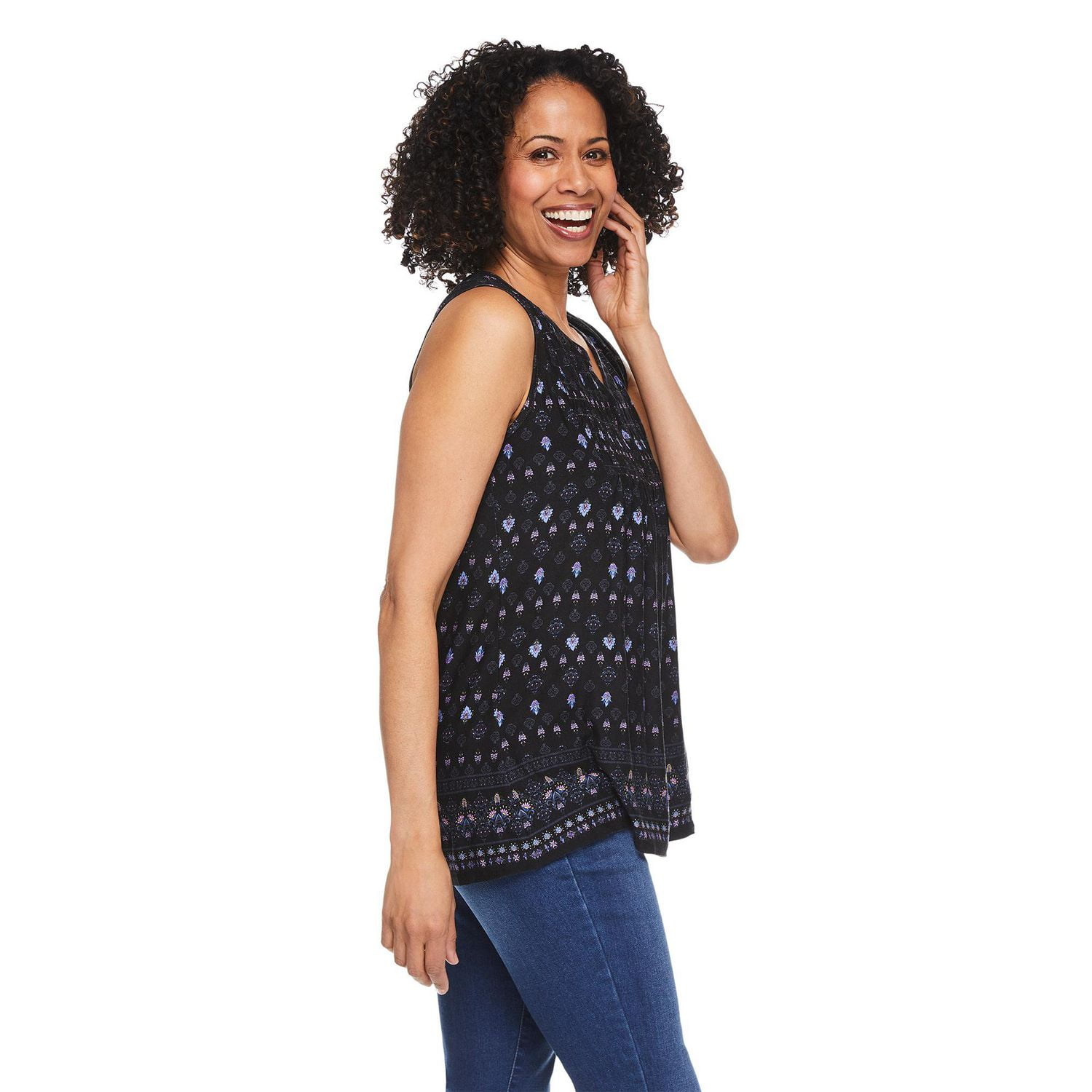 Iyla Women's Sleeveless Printed Knit Top