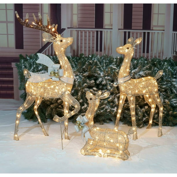 Holiday Time Deer Family Sculpture - Walmart.ca