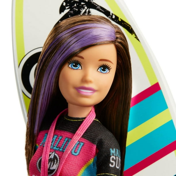 Barbie Dreamhouse Adventures Skipper Surf Doll 