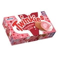 thumbnail image 4 of Gâteaux Twinkiesᴹᴰ à saveur de fraise de Hostessᴹᴰ, 4 of 7
