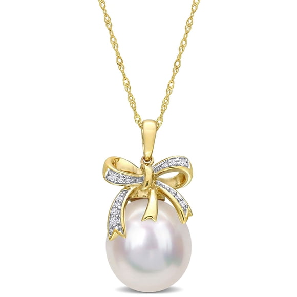 Miabella South Sea Cultured Pearl and 1/10 Carat T.W. Diamond 10K Yellow Gold Bow Ribbon Necklace
