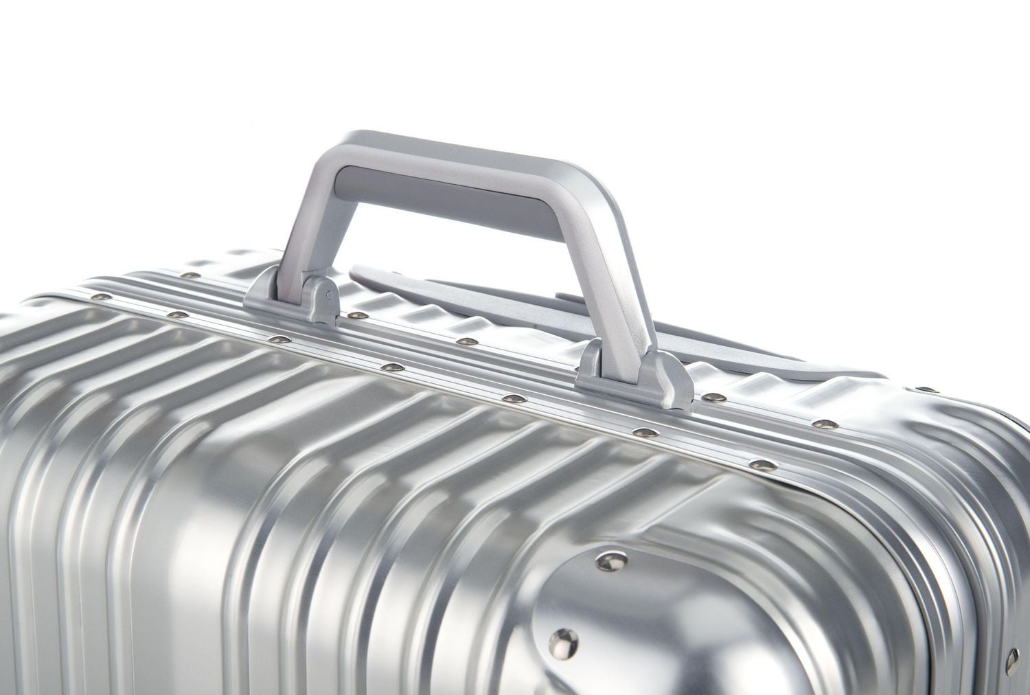 skross luggage aluminum