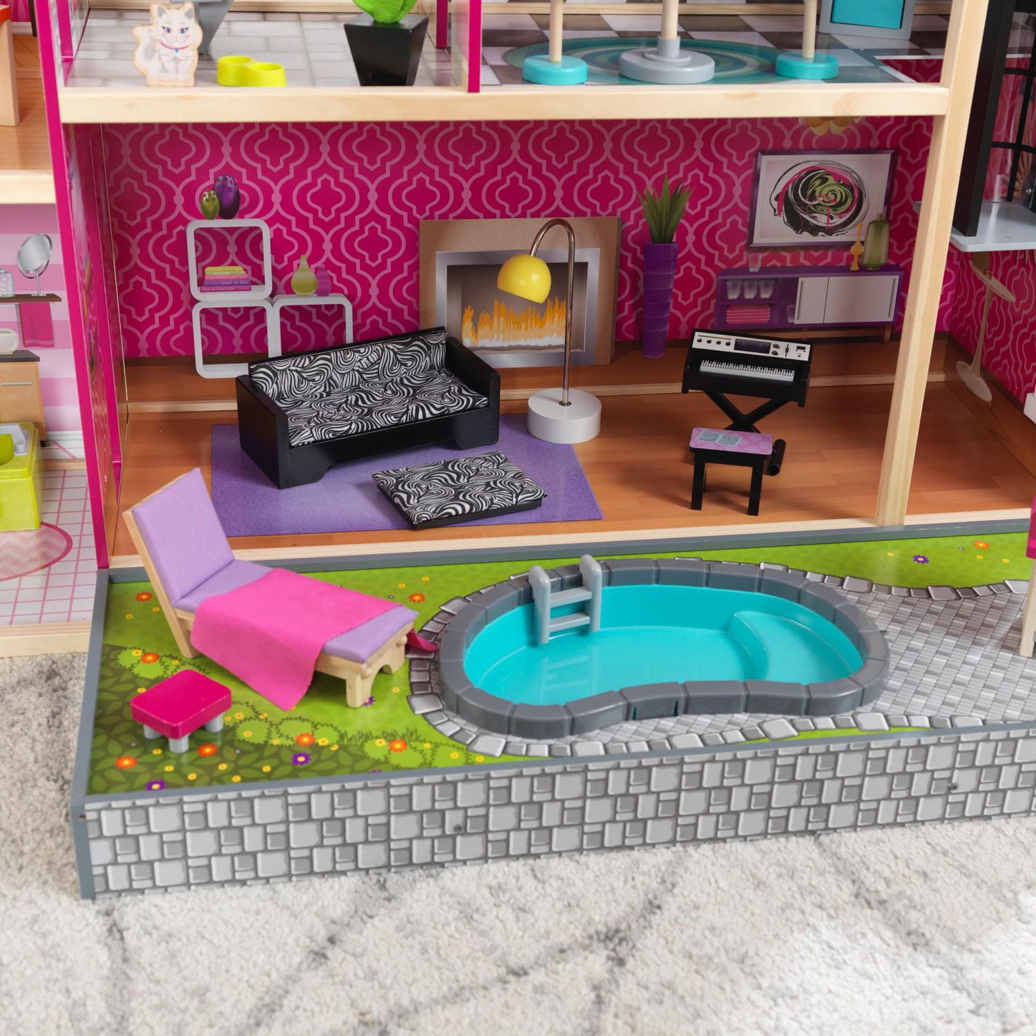 Kidkraft girl's uptown dollhouse with outlet furniture