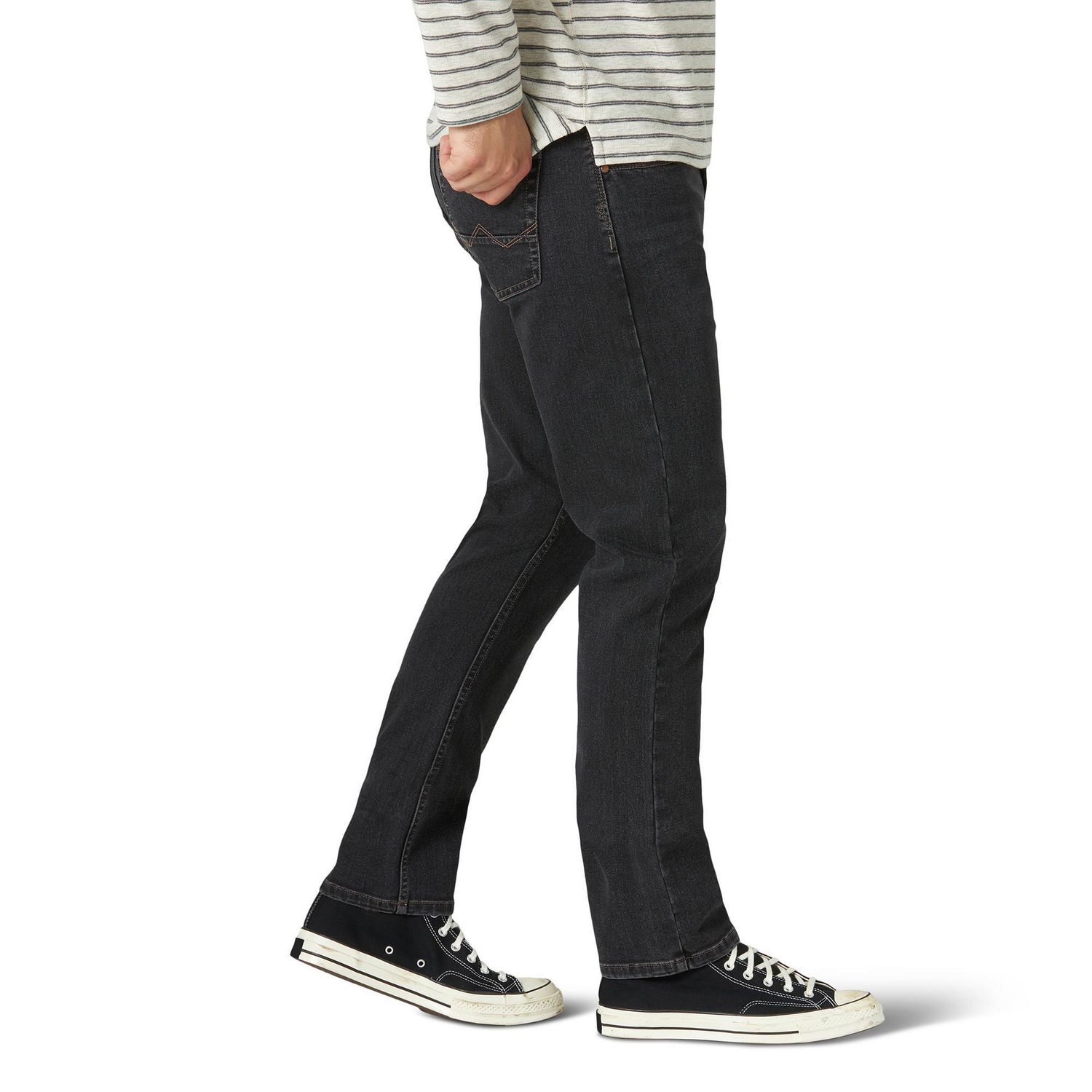 Wrangler black store jeans slim fit