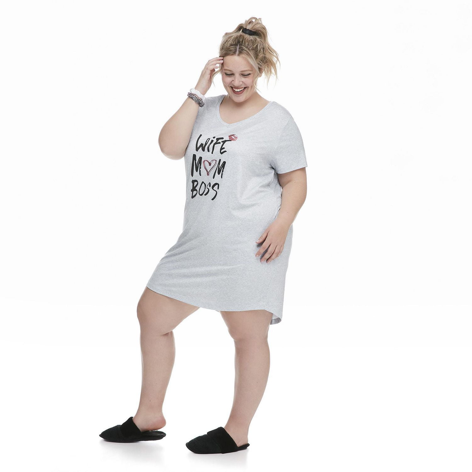 Ensemble composé d’une chemise de nuit avec imprimé graphique et de chouchous agencés George Plus pour femmes