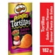 Croustilles Pringles tortillas à saveur de fiesta de salsa – image 1 sur 4