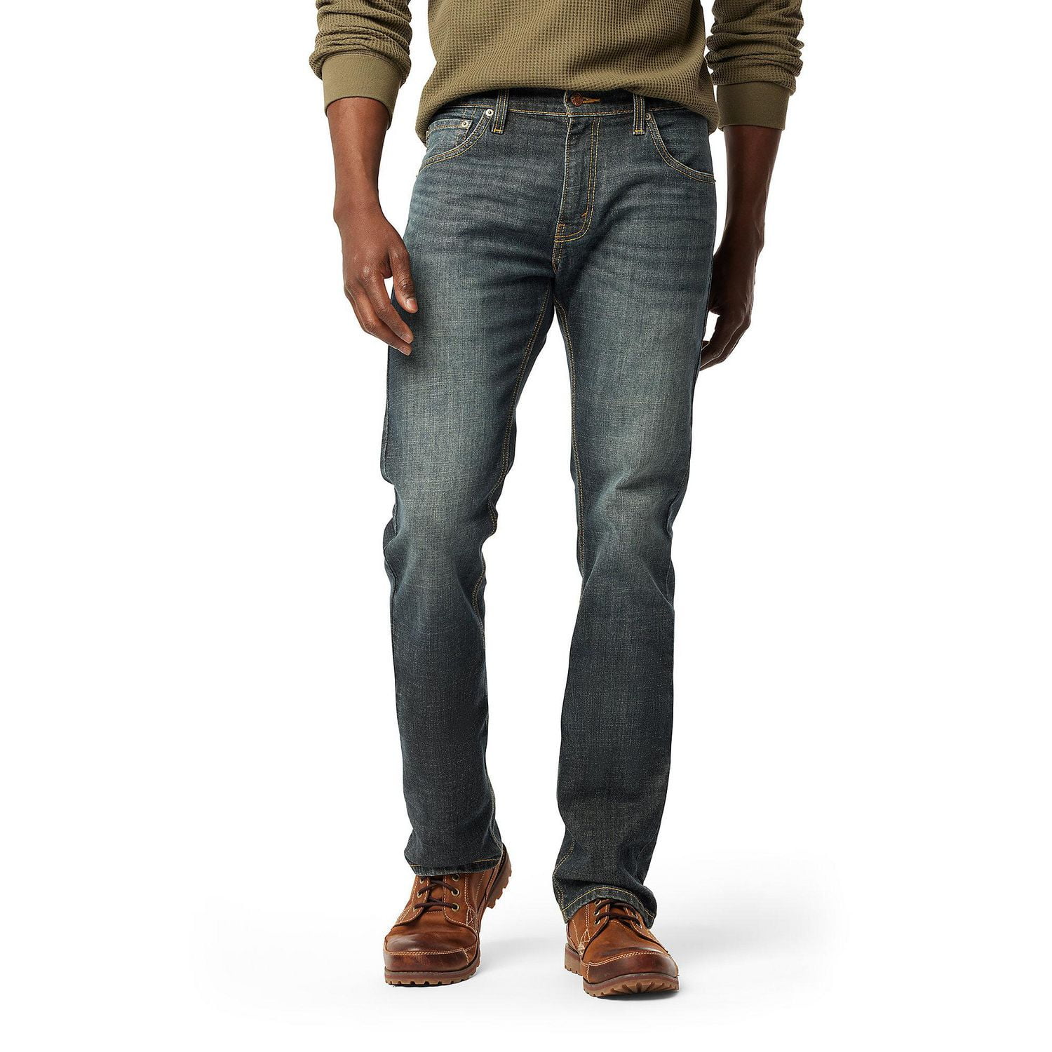 Levi Strauss Signature™ Men’s Bootcut Jeans