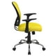 Chaise de travail pivotante en maille jaune à dossier mi-hauteur avec base chromée et appuis-bras – image 9 sur 9