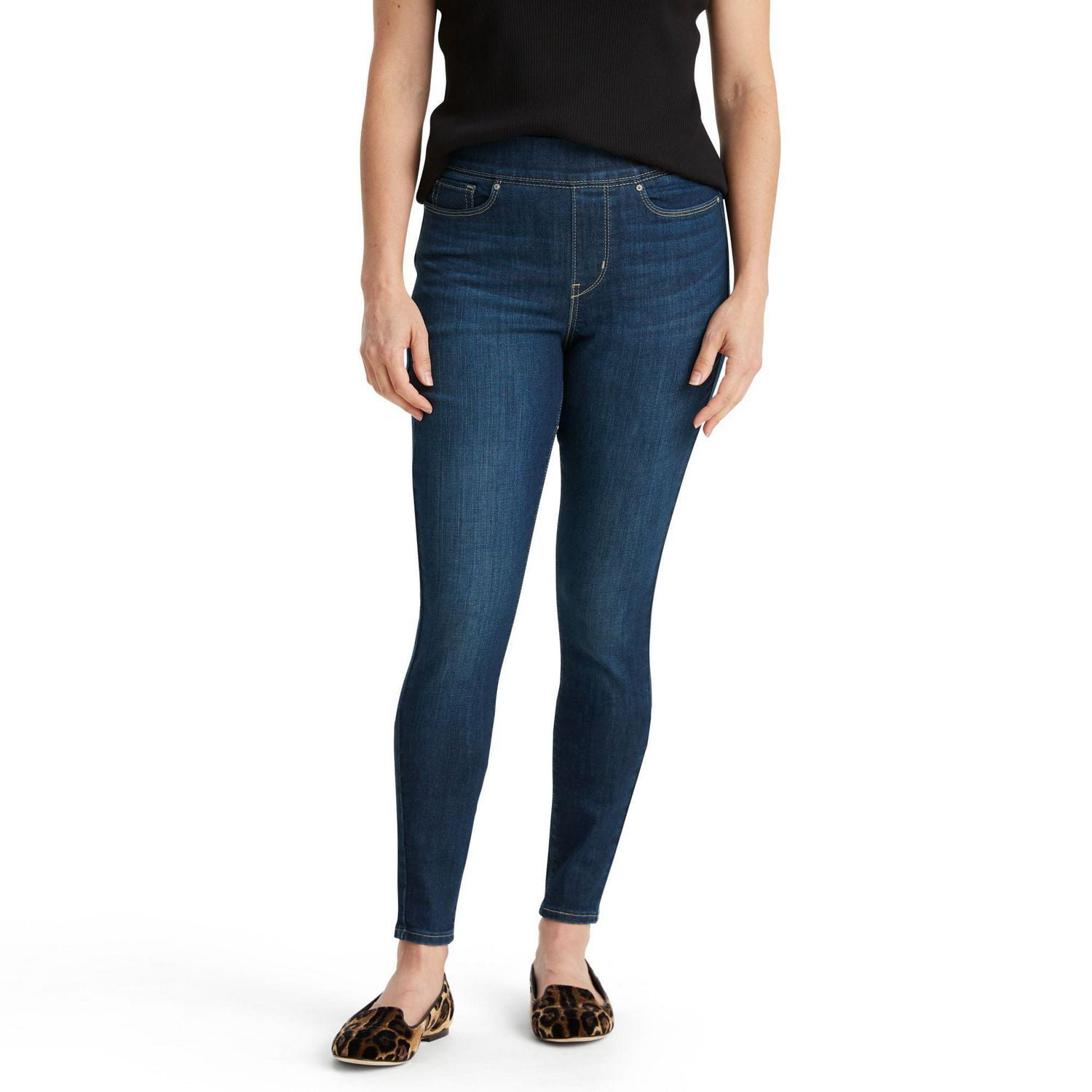 Levi's pull hot sale on skinny