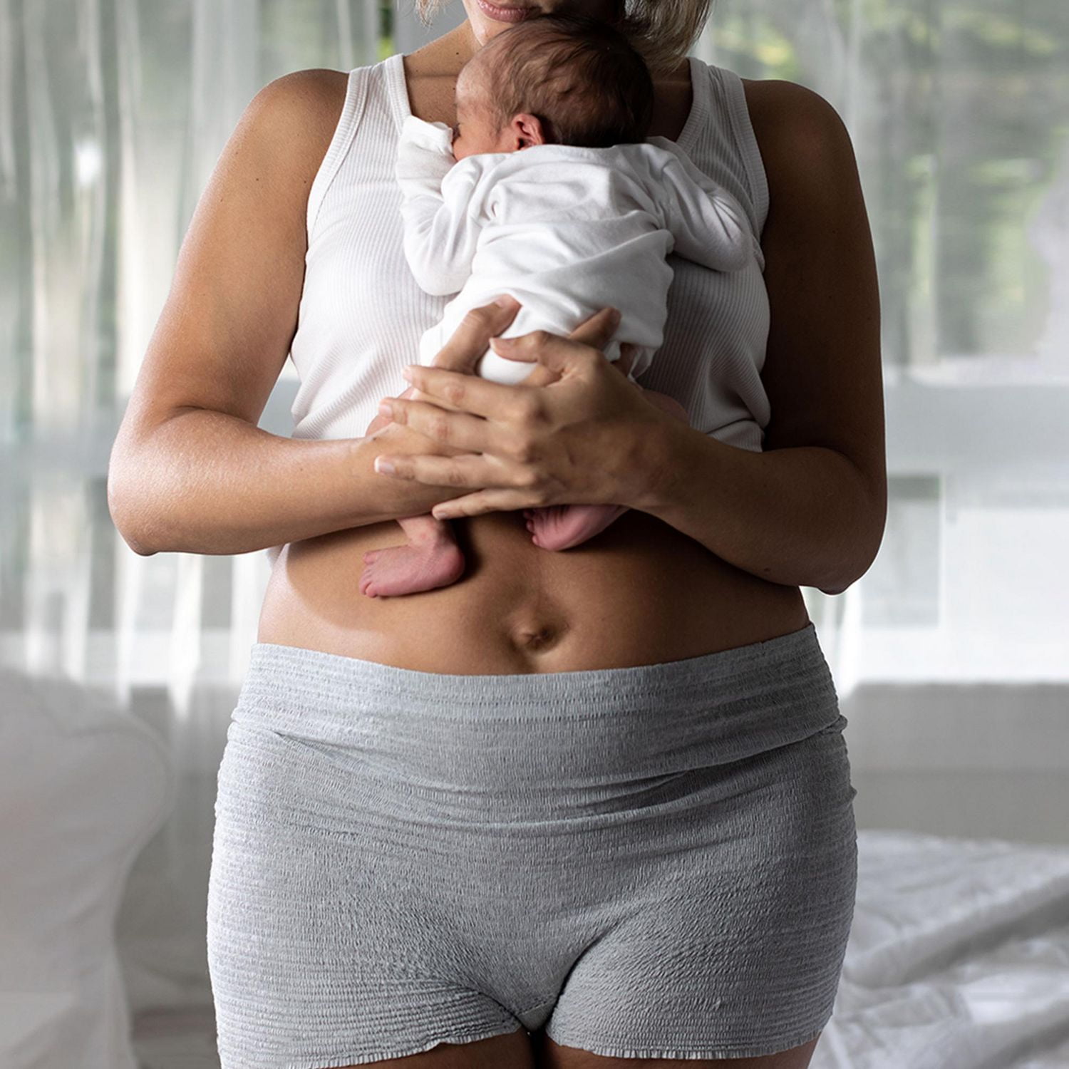 Frida Mom - Fridababy - Boyshort Disposable Postpartum Underwear - Perineal  Recovery - Super Soft, Stretchy, Latex Free - Newborn Baby Hospital Bag  Essential - Regular, 8 Pack 