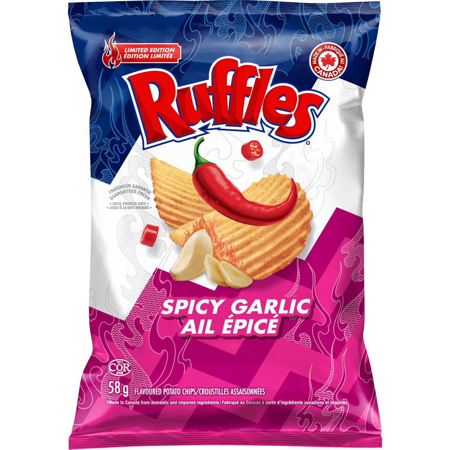 Ruffles Spicy Garlic Flavoured Potato Chips, 58 g.